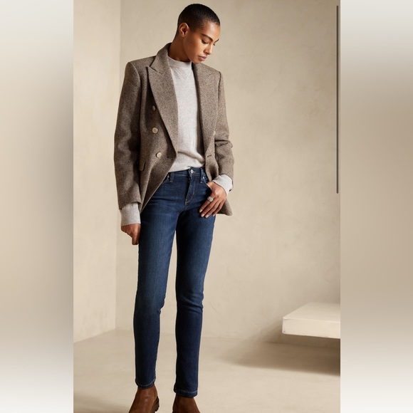 Banana Republic Denim - Banana Republic Mid- Rise skinny Suzy jean Medium Wash size 30